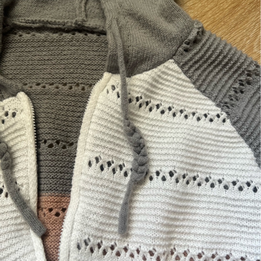 Vintage Y2K Crochet Zip Up Hoodie - Picture 2 of 6